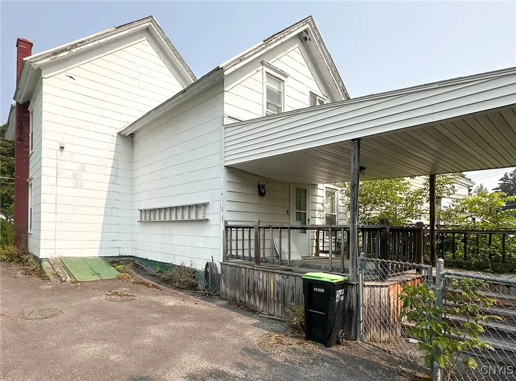 507 South Litchfield Street, Frankfort, New York 1, Frankfort, New York 13340, 4 Bedrooms Bedrooms, 8 Rooms Rooms,2 BathroomsBathrooms,Residential,For Sale,507 South Litchfield Street, Frankfort, New York 1,0,S1649089