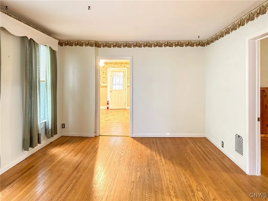 507 South Litchfield Street, Frankfort, New York 1, Frankfort, New York 13340, 4 Bedrooms Bedrooms, 8 Rooms Rooms,2 BathroomsBathrooms,Residential,For Sale,507 South Litchfield Street, Frankfort, New York 1,0,S1649089