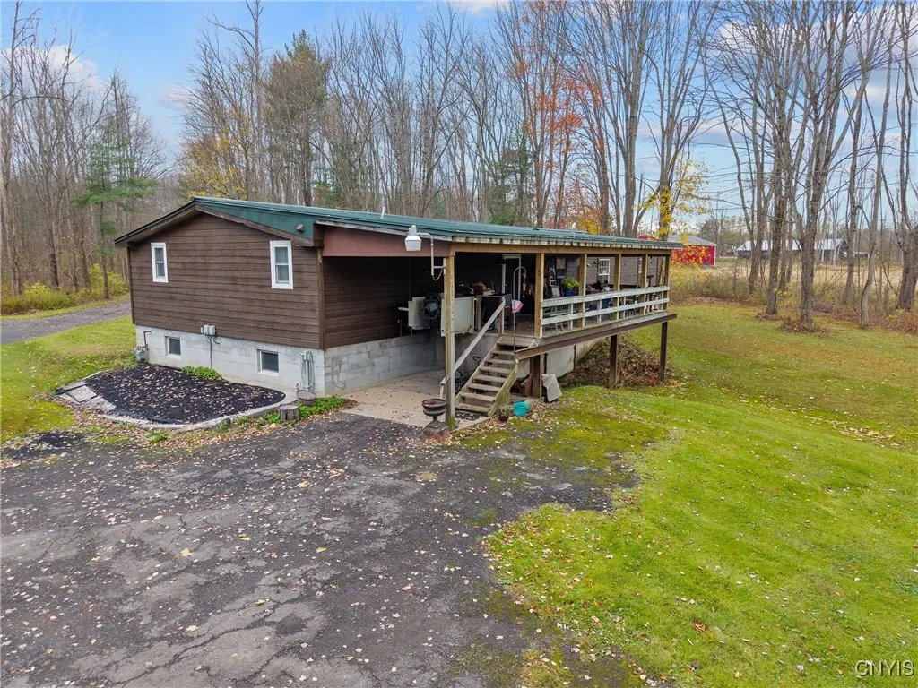 166 State Route 48 Highway, Granby, New York 13135, Granby, New York 13135, 3 Bedrooms Bedrooms, 7 Rooms Rooms,3 BathroomsBathrooms,Residential,For Sale,166 State Route 48 Highway, Granby, New York 13135,0,S1649107