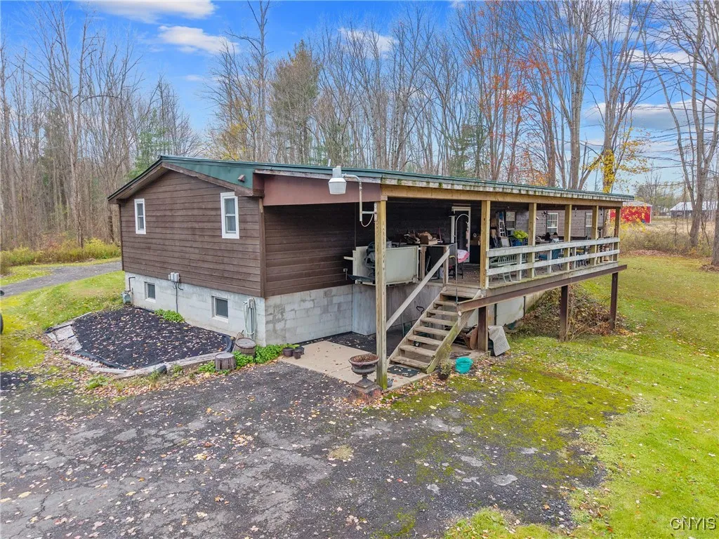 166 State Route 48 Highway, Granby, New York 13135, Granby, New York 13135, 3 Bedrooms Bedrooms, 7 Rooms Rooms,3 BathroomsBathrooms,Residential,For Sale,166 State Route 48 Highway, Granby, New York 13135,0,S1649107