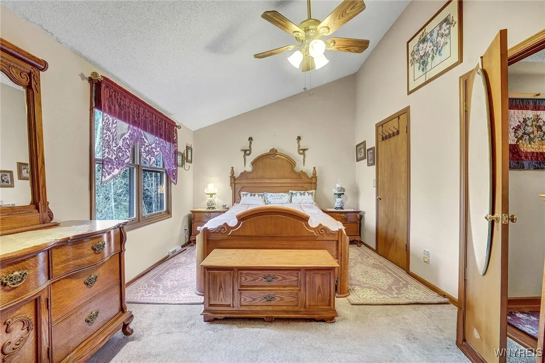 10 In The Woods Lane, West Seneca, New York 14224, West Seneca, New York 14224, 2 Bedrooms Bedrooms, 6 Rooms Rooms,1 BathroomBathrooms,Residential,For Sale,10 In The Woods Lane, West Seneca, New York 14224,0,B1648663