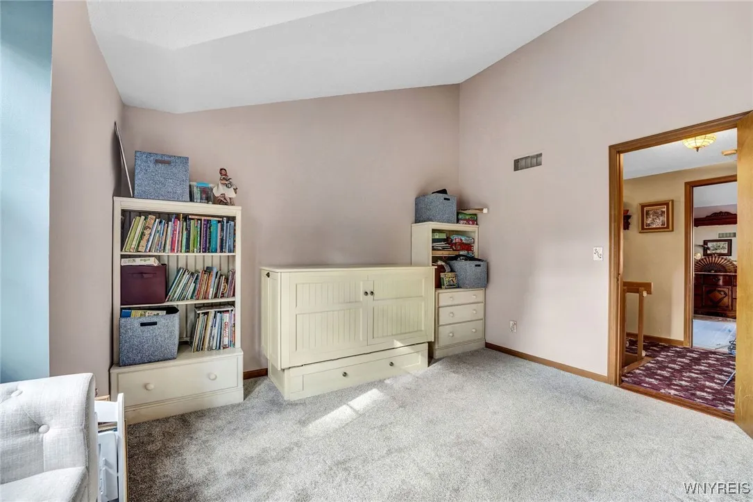 10 In The Woods Lane, West Seneca, New York 14224, West Seneca, New York 14224, 2 Bedrooms Bedrooms, 6 Rooms Rooms,1 BathroomBathrooms,Residential,For Sale,10 In The Woods Lane, West Seneca, New York 14224,0,B1648663