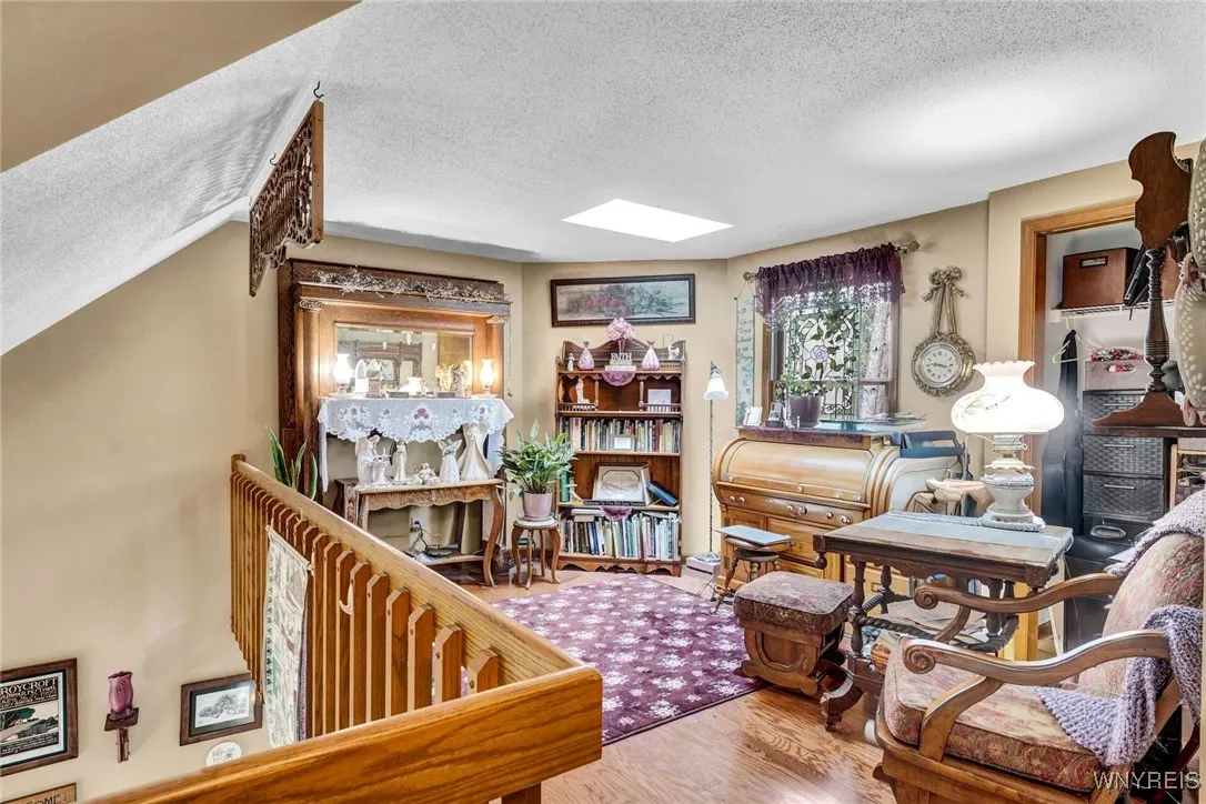 10 In The Woods Lane, West Seneca, New York 14224, West Seneca, New York 14224, 2 Bedrooms Bedrooms, 6 Rooms Rooms,1 BathroomBathrooms,Residential,For Sale,10 In The Woods Lane, West Seneca, New York 14224,0,B1648663