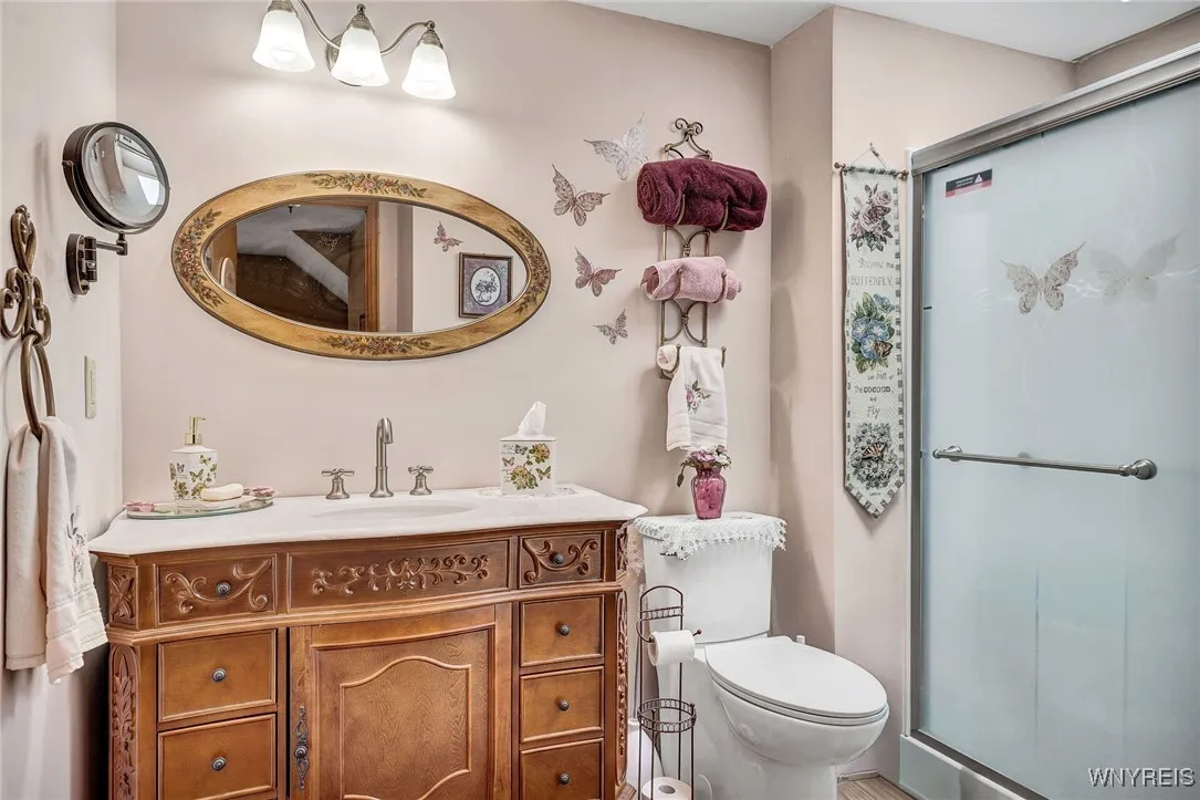 10 In The Woods Lane, West Seneca, New York 14224, West Seneca, New York 14224, 2 Bedrooms Bedrooms, 6 Rooms Rooms,1 BathroomBathrooms,Residential,For Sale,10 In The Woods Lane, West Seneca, New York 14224,0,B1648663