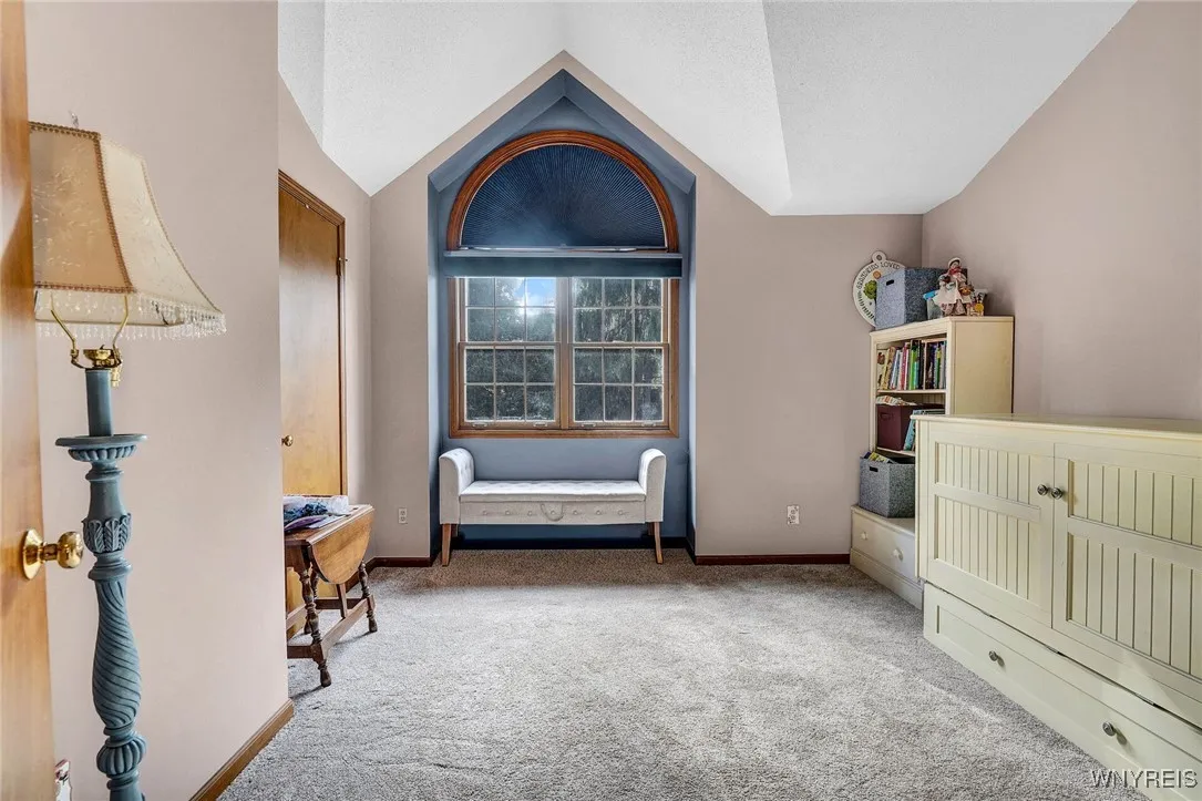 10 In The Woods Lane, West Seneca, New York 14224, West Seneca, New York 14224, 2 Bedrooms Bedrooms, 6 Rooms Rooms,1 BathroomBathrooms,Residential,For Sale,10 In The Woods Lane, West Seneca, New York 14224,0,B1648663