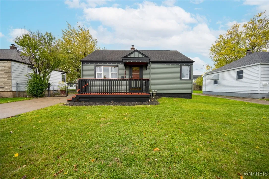 370 West Girard Boulevard, Tonawanda, New York 142, Tonawanda, New York 14217, 3 Bedrooms Bedrooms, 5 Rooms Rooms,1 BathroomBathrooms,Residential,For Sale,370 West Girard Boulevard, Tonawanda, New York 142,0,B1648668