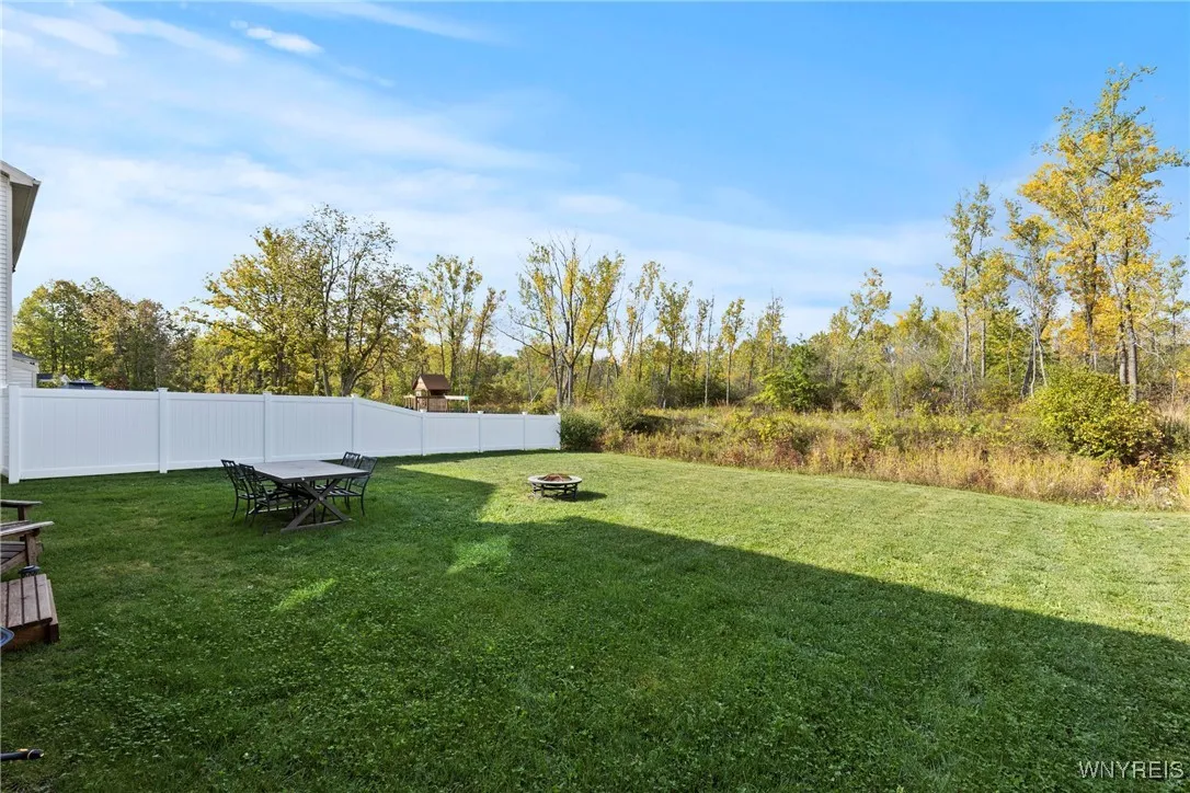 216 Sierra Drive, Amherst, New York 14228, Amherst, New York 14228, 4 Bedrooms Bedrooms, 9 Rooms Rooms,2 BathroomsBathrooms,Residential,For Sale,216 Sierra Drive, Amherst, New York 14228,0,B1649003