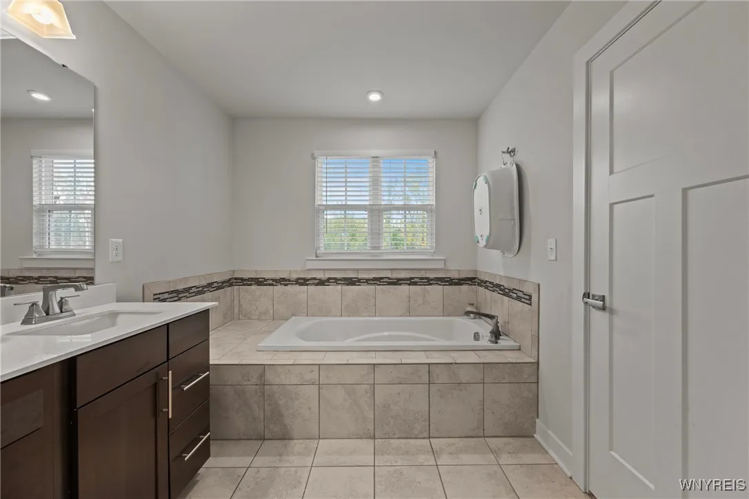 216 Sierra Drive, Amherst, New York 14228, Amherst, New York 14228, 4 Bedrooms Bedrooms, 9 Rooms Rooms,2 BathroomsBathrooms,Residential,For Sale,216 Sierra Drive, Amherst, New York 14228,0,B1649003