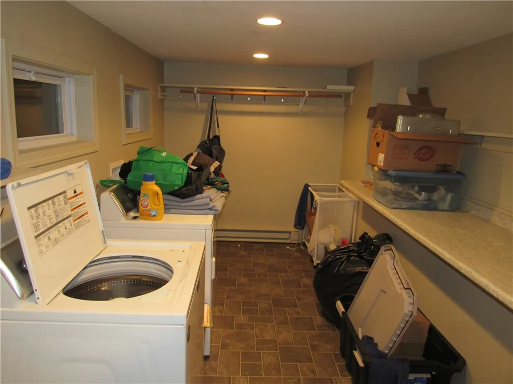 528 Rt-88, Phelps, New York 14513, Phelps, New York 14513, 3 Bedrooms Bedrooms, 7 Rooms Rooms,2 BathroomsBathrooms,Residential,For Sale,528 Rt-88, Phelps, New York 14513,0,R1648694