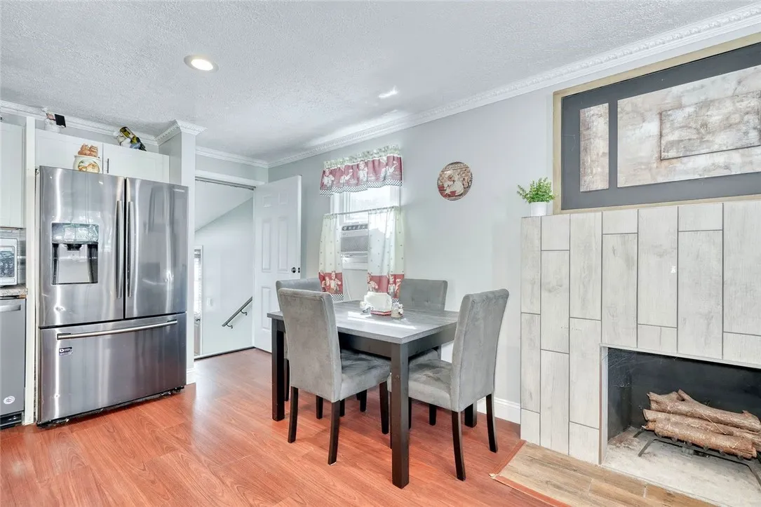 1166 Bay Rd, Webster, New York 14580, Webster, New York 14580, 4 Bedrooms Bedrooms, 7 Rooms Rooms,2 BathroomsBathrooms,Residential,For Sale,1166 Bay Rd, Webster, New York 14580,0,R1649122