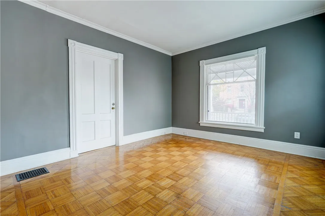 745 University Avenue Down, Rochester, New York 14, Rochester, New York 14607, 1 Bedroom Bedrooms, 5 Rooms Rooms,1 BathroomBathrooms,Residential Lease,For Rent,745 University Avenue Down, Rochester, New York 14,0,R1649137