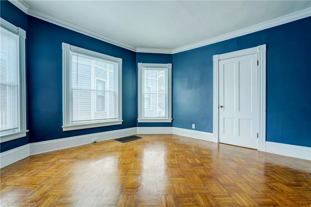 745 University Avenue Down, Rochester, New York 14, Rochester, New York 14607, 1 Bedroom Bedrooms, 5 Rooms Rooms,1 BathroomBathrooms,Residential Lease,For Rent,745 University Avenue Down, Rochester, New York 14,0,R1649137