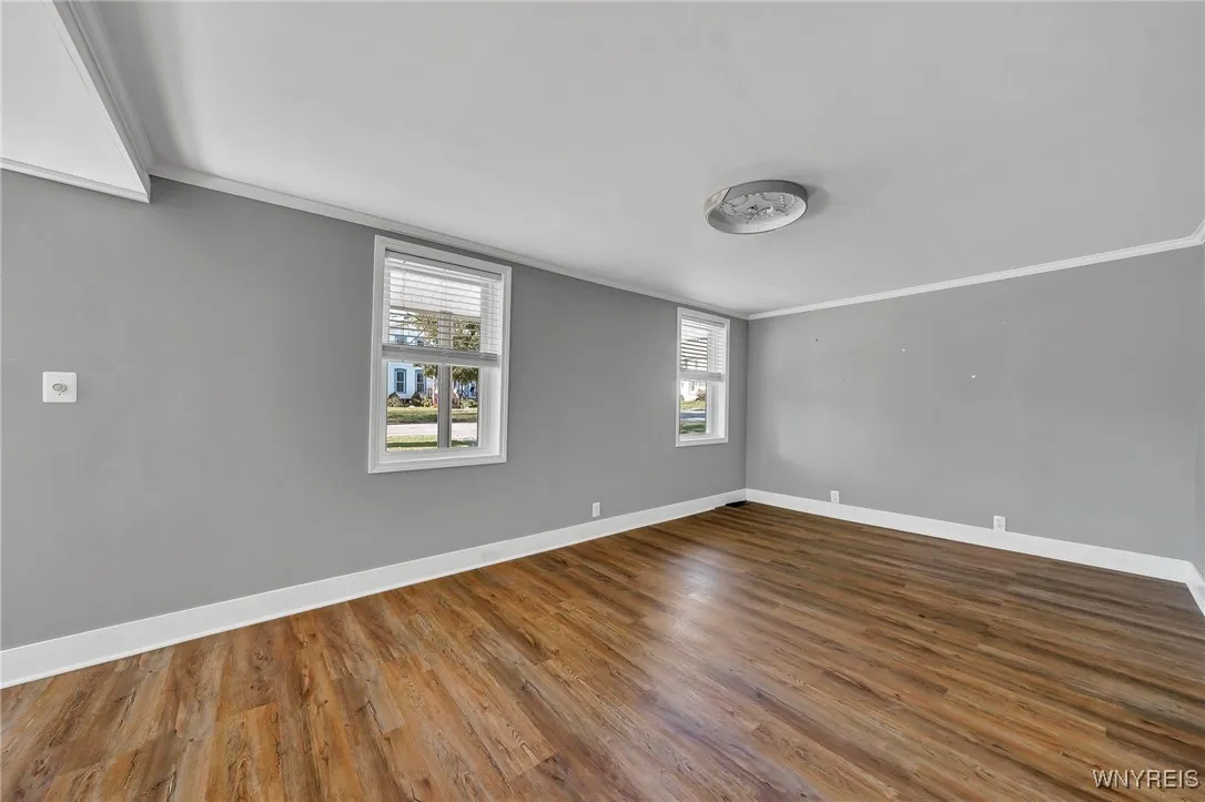88 Prospect Street, Lockport City, New York 14094, Lockport City, New York 14094, 1 Bedroom Bedrooms, 5 Rooms Rooms,1 BathroomBathrooms,Residential,For Sale,88 Prospect Street, Lockport City, New York 14094,0,B1649106