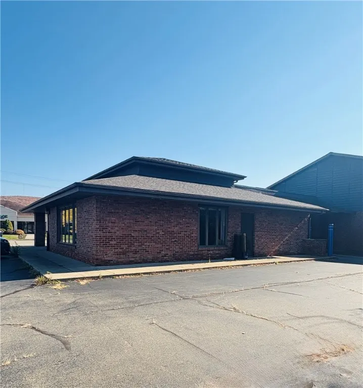 213 Prescott Avenue, Horseheads, New York 14903, Horseheads, New York 14903, ,Commercial Lease,For Rent,213 Prescott Avenue, Horseheads, New York 14903,0,R1649093