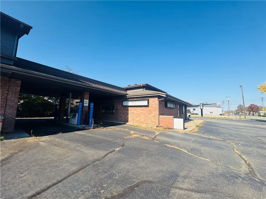 213 Prescott Avenue, Horseheads, New York 14903, Horseheads, New York 14903, ,Commercial Lease,For Rent,213 Prescott Avenue, Horseheads, New York 14903,0,R1649093