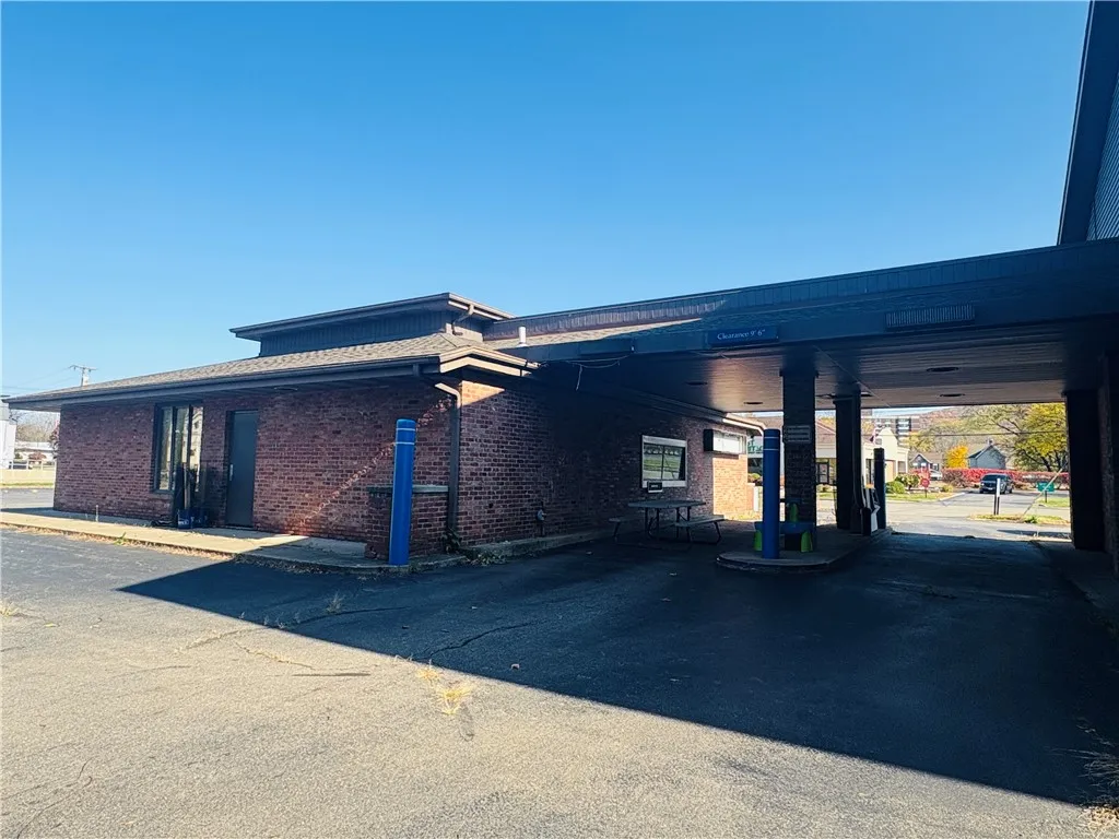 213 Prescott Avenue, Horseheads, New York 14903, Horseheads, New York 14903, ,Commercial Lease,For Rent,213 Prescott Avenue, Horseheads, New York 14903,0,R1649093