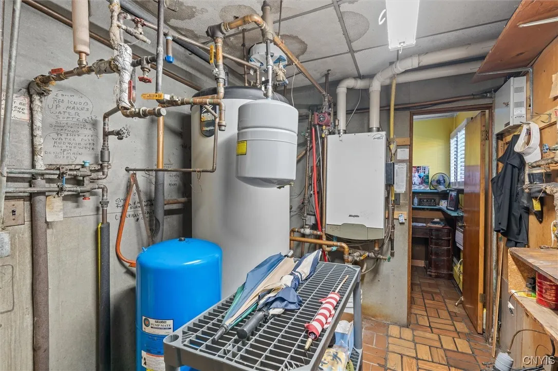 1424 Main Street, Vienna, New York 13157, Vienna, New York 13157, 3 Rooms Rooms,Commercial Sale,For Sale,1424 Main Street, Vienna, New York 13157,0,S1646718