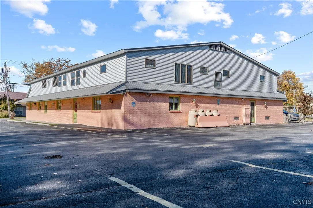 1424 Main Street, Vienna, New York 13157, Vienna, New York 13157, 3 Rooms Rooms,Commercial Sale,For Sale,1424 Main Street, Vienna, New York 13157,0,S1646718