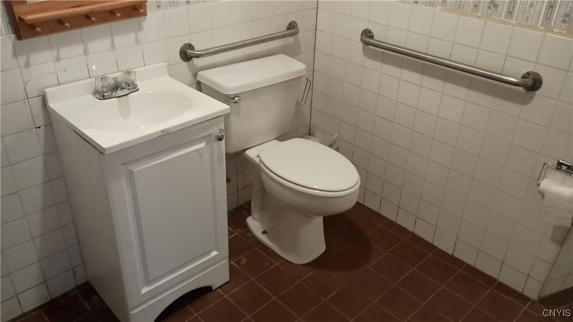 221 State Street, Watertown City, New York 13601, Watertown City, New York 13601, ,Commercial Lease,For Rent,221 State Street, Watertown City, New York 13601,0,S1648914