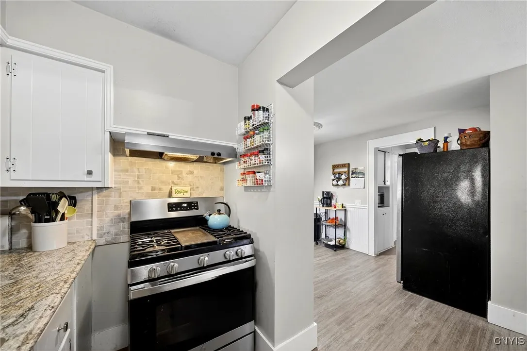 63 East Oneida Street, Oswego, New York 13126, Oswego, New York 13126, 4 Bedrooms Bedrooms, 10 Rooms Rooms,1 BathroomBathrooms,Residential,For Sale,63 East Oneida Street, Oswego, New York 13126,0,S1648541