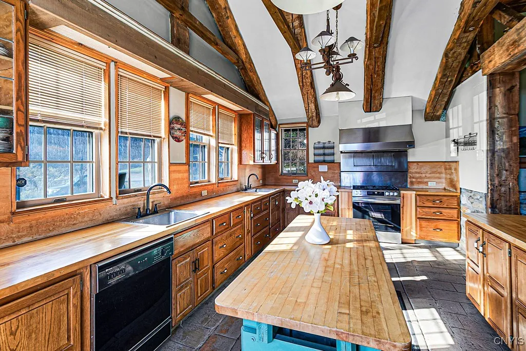 396 Elizabethtown Road, Columbia, New York 13357, Columbia, New York 13357, 6 Bedrooms Bedrooms, 11 Rooms Rooms,7 BathroomsBathrooms,Residential,For Sale,396 Elizabethtown Road, Columbia, New York 13357,0,S1648040
