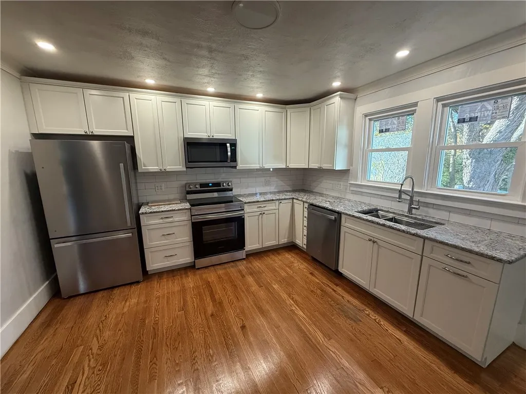 7 Brook Road, Pittsford, New York 14534, Pittsford, New York 14534, 3 Bedrooms Bedrooms, 6 Rooms Rooms,1 BathroomBathrooms,Residential,For Sale,7 Brook Road, Pittsford, New York 14534,0,R1649058