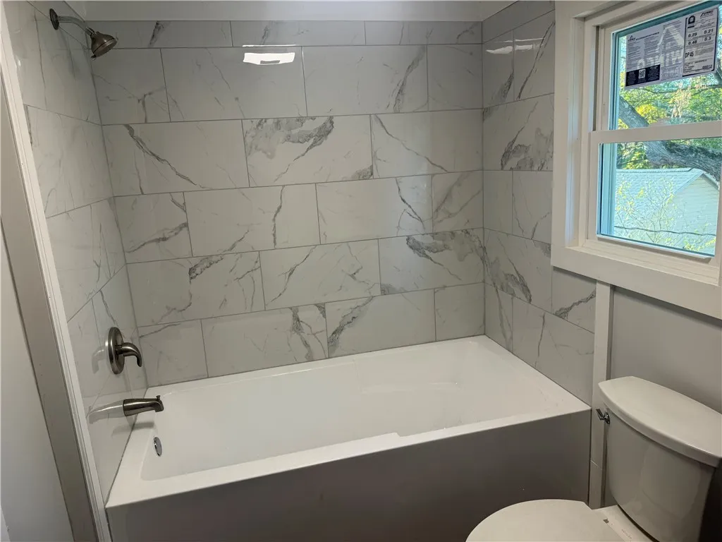 7 Brook Road, Pittsford, New York 14534, Pittsford, New York 14534, 3 Bedrooms Bedrooms, 6 Rooms Rooms,1 BathroomBathrooms,Residential,For Sale,7 Brook Road, Pittsford, New York 14534,0,R1649058