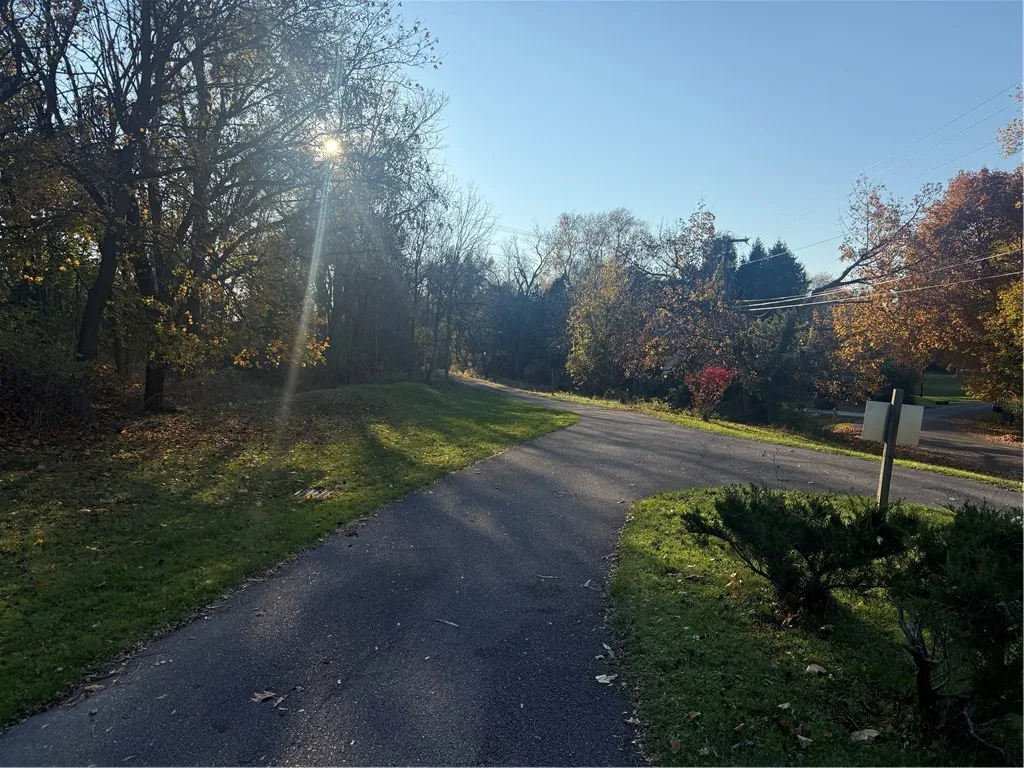 7 Brook Road, Pittsford, New York 14534, Pittsford, New York 14534, 3 Bedrooms Bedrooms, 6 Rooms Rooms,1 BathroomBathrooms,Residential,For Sale,7 Brook Road, Pittsford, New York 14534,0,R1649058