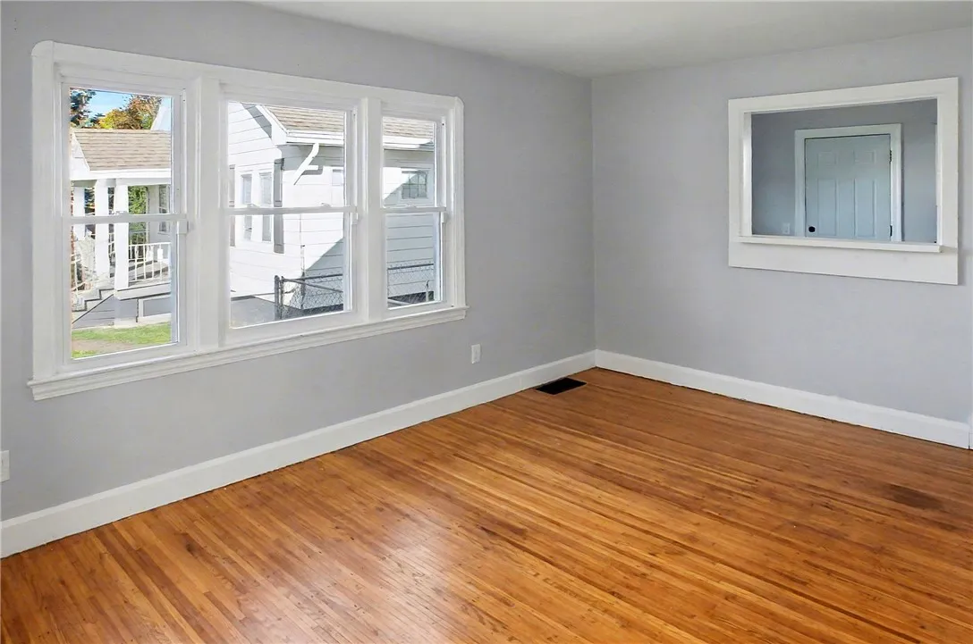 378 Bernice Street, Rochester, New York 14615, Rochester, New York 14615, 4 Bedrooms Bedrooms, 6 Rooms Rooms,1 BathroomBathrooms,Residential,For Sale,378 Bernice Street, Rochester, New York 14615,0,R1648677