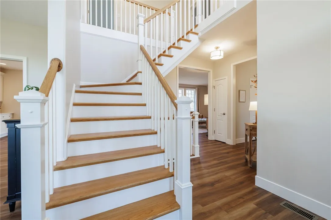 40 Copper Beech, Perinton, New York 14450, Perinton, New York 14450, 4 Bedrooms Bedrooms, 11 Rooms Rooms,2 BathroomsBathrooms,Residential,For Sale,40 Copper Beech, Perinton, New York 14450,0,R1649133