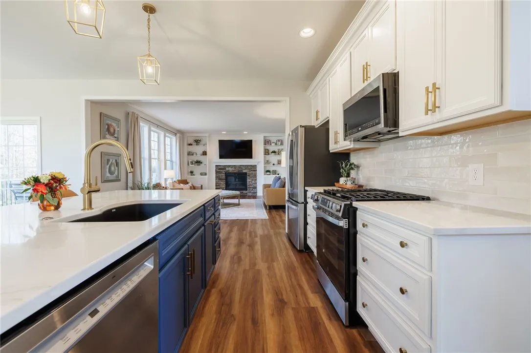 40 Copper Beech, Perinton, New York 14450, Perinton, New York 14450, 4 Bedrooms Bedrooms, 11 Rooms Rooms,2 BathroomsBathrooms,Residential,For Sale,40 Copper Beech, Perinton, New York 14450,0,R1649133