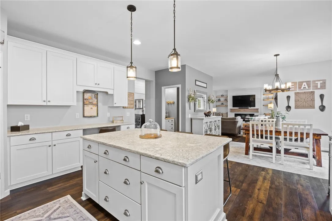 47 Bradgate Park, Henrietta, New York 14586, Henrietta, New York 14586, 4 Bedrooms Bedrooms, 8 Rooms Rooms,3 BathroomsBathrooms,Residential,For Sale,47 Bradgate Park, Henrietta, New York 14586,0,R1647921