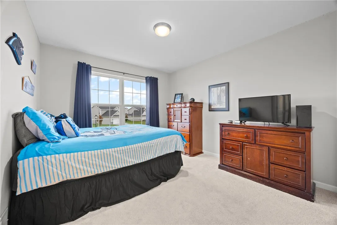 47 Bradgate Park, Henrietta, New York 14586, Henrietta, New York 14586, 4 Bedrooms Bedrooms, 8 Rooms Rooms,3 BathroomsBathrooms,Residential,For Sale,47 Bradgate Park, Henrietta, New York 14586,0,R1647921