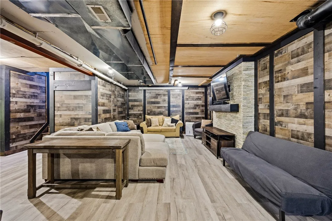 47 Bradgate Park, Henrietta, New York 14586, Henrietta, New York 14586, 4 Bedrooms Bedrooms, 8 Rooms Rooms,3 BathroomsBathrooms,Residential,For Sale,47 Bradgate Park, Henrietta, New York 14586,0,R1647921