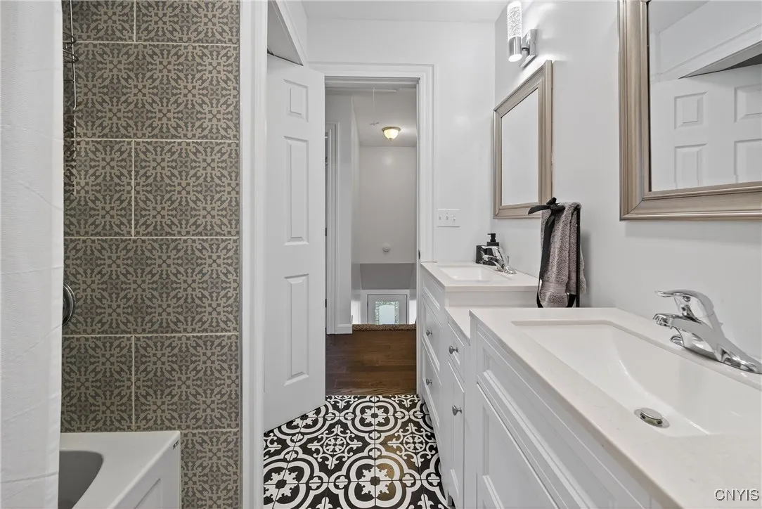 105 Dakota Street, Syracuse, New York 13210, Syracuse, New York 13210, 4 Bedrooms Bedrooms, 7 Rooms Rooms,1 BathroomBathrooms,Residential,For Sale,105 Dakota Street, Syracuse, New York 13210,0,S1647908