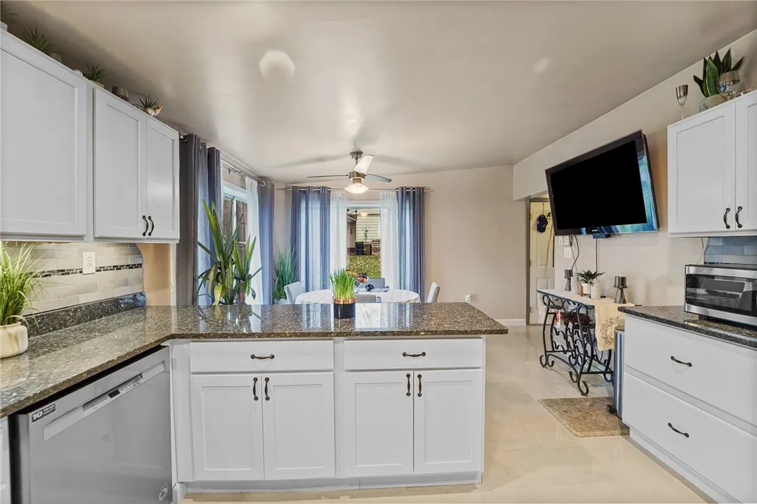 20 Manatee Avenue, Sidney, New York 13838, Sidney, New York 13838, 3 Bedrooms Bedrooms, 7 Rooms Rooms,2 BathroomsBathrooms,Residential,For Sale,20 Manatee Avenue, Sidney, New York 13838,0,R1648876