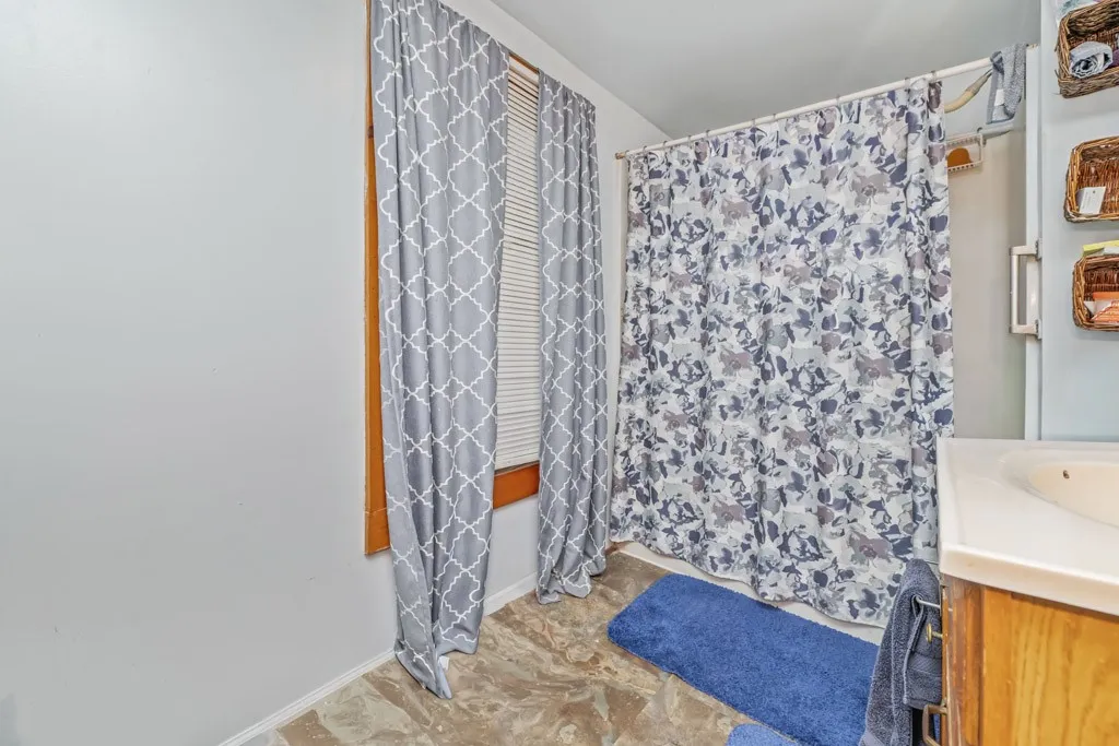 225 Bryan Street, Rochester, New York 14613, Rochester, New York 14613, 3 Bedrooms Bedrooms, 7 Rooms Rooms,1 BathroomBathrooms,Residential,For Sale,225 Bryan Street, Rochester, New York 14613,0,R1648169