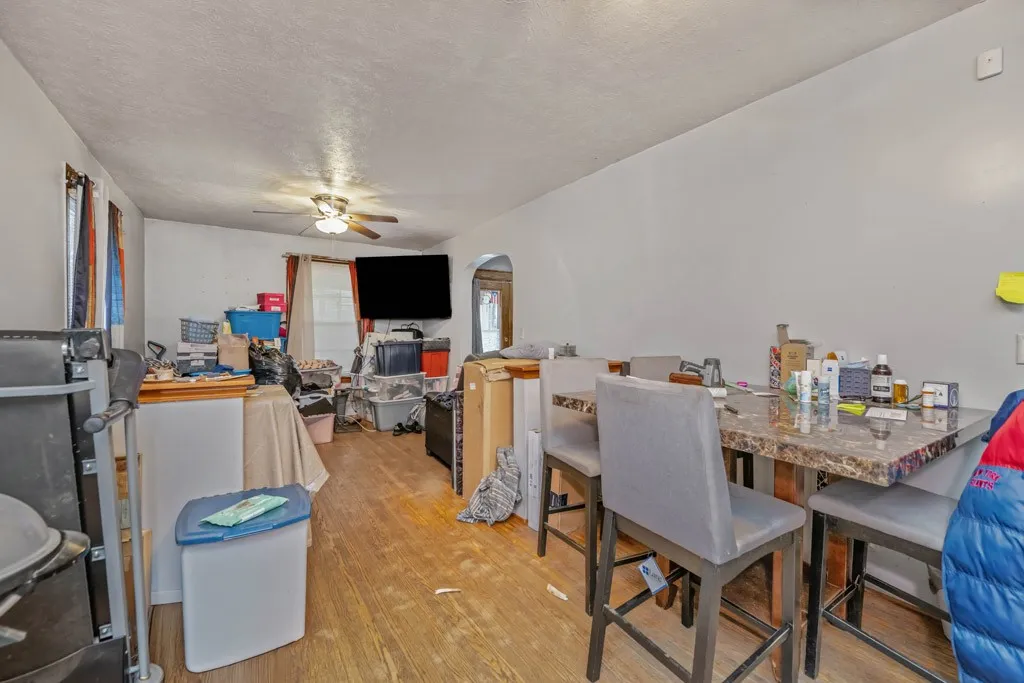 225 Bryan Street, Rochester, New York 14613, Rochester, New York 14613, 3 Bedrooms Bedrooms, 7 Rooms Rooms,1 BathroomBathrooms,Residential,For Sale,225 Bryan Street, Rochester, New York 14613,0,R1648169