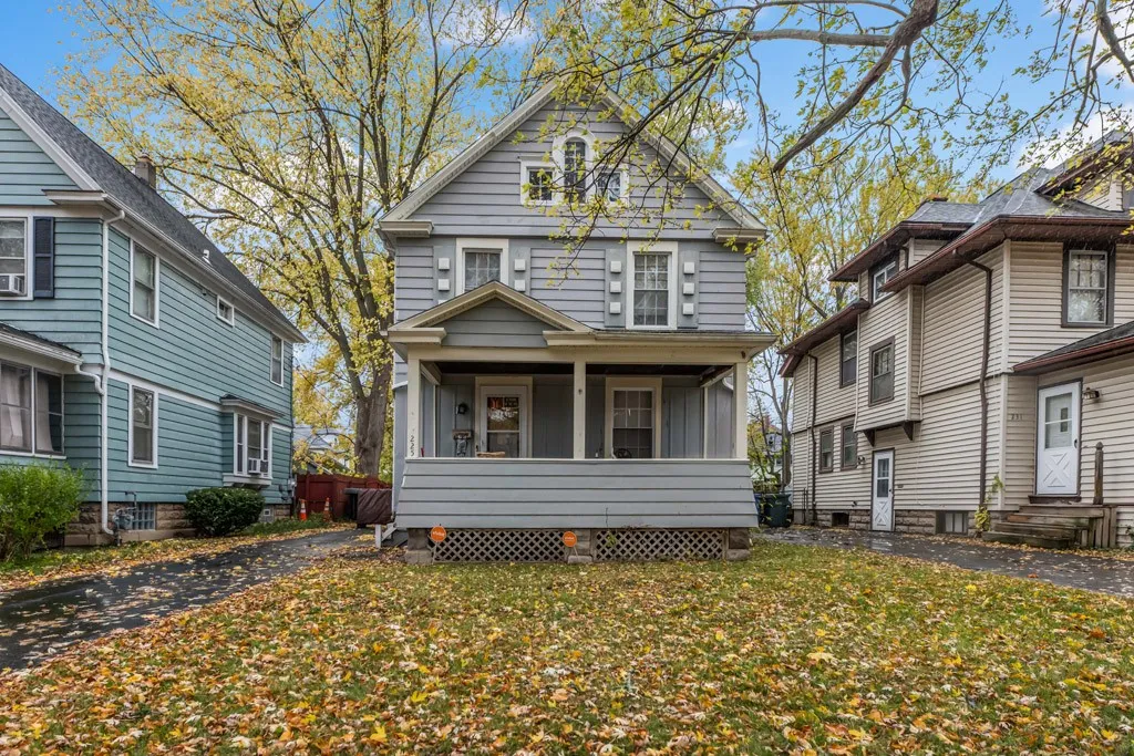 225 Bryan Street, Rochester, New York 14613, Rochester, New York 14613, 3 Bedrooms Bedrooms, 7 Rooms Rooms,1 BathroomBathrooms,Residential,For Sale,225 Bryan Street, Rochester, New York 14613,0,R1648169