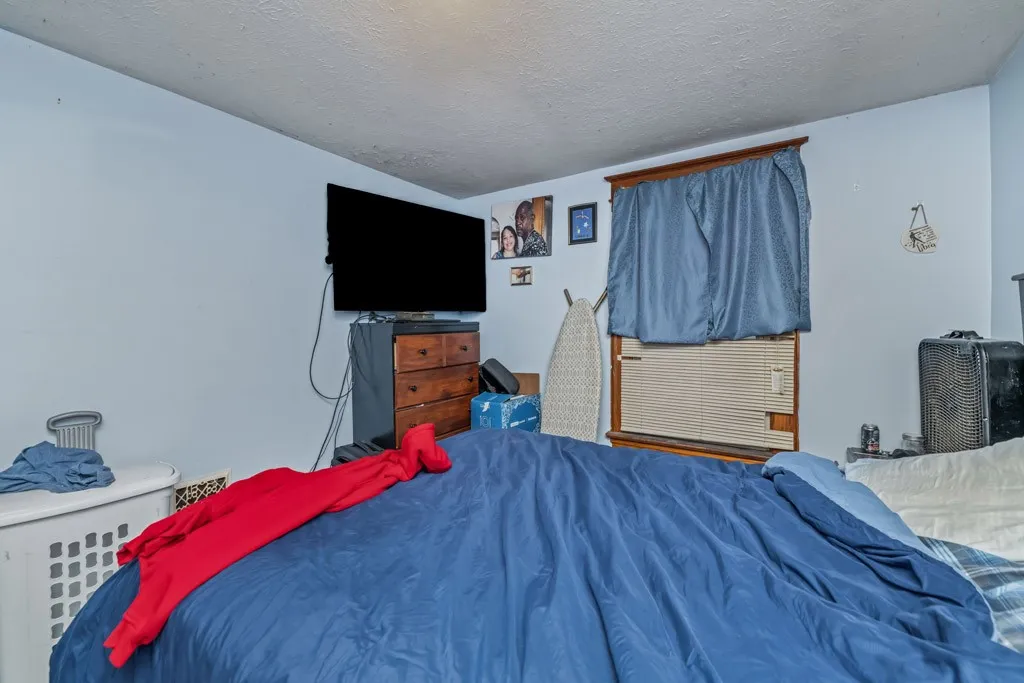 225 Bryan Street, Rochester, New York 14613, Rochester, New York 14613, 3 Bedrooms Bedrooms, 7 Rooms Rooms,1 BathroomBathrooms,Residential,For Sale,225 Bryan Street, Rochester, New York 14613,0,R1648169