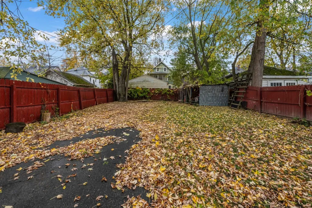 225 Bryan Street, Rochester, New York 14613, Rochester, New York 14613, 3 Bedrooms Bedrooms, 7 Rooms Rooms,1 BathroomBathrooms,Residential,For Sale,225 Bryan Street, Rochester, New York 14613,0,R1648169