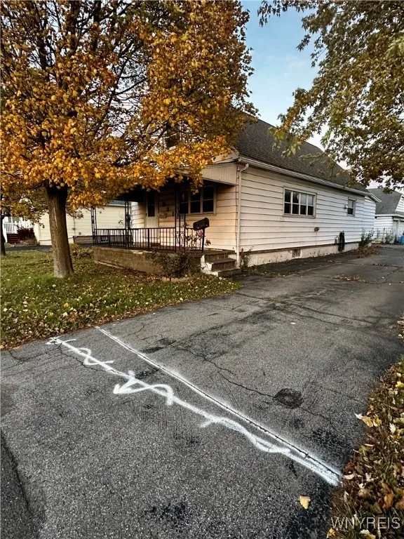 531 Harlem Road, West Seneca, New York 14224, West Seneca, New York 14224, 3 Bedrooms Bedrooms, 8 Rooms Rooms,2 BathroomsBathrooms,Residential,For Sale,531 Harlem Road, West Seneca, New York 14224,0,B1649119