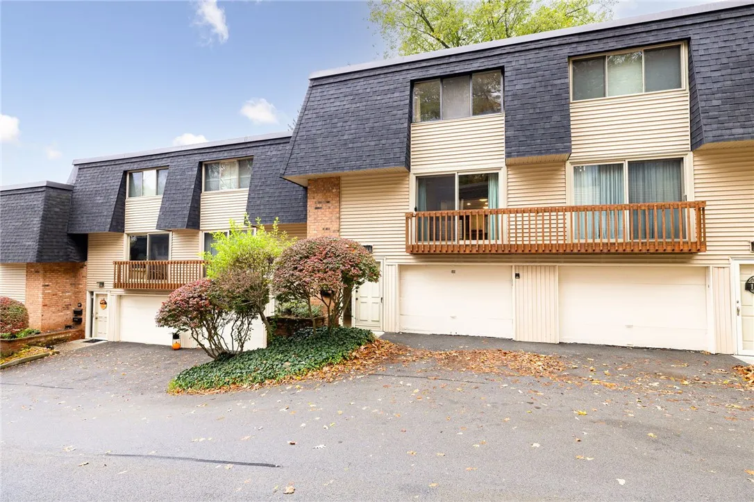 189 Penn Lane, Penfield, New York 14625, Penfield, New York 14625, 3 Bedrooms Bedrooms, 7 Rooms Rooms,2 BathroomsBathrooms,Residential,Closed,189 Penn Lane, Penfield, New York 14625,0,R1648993