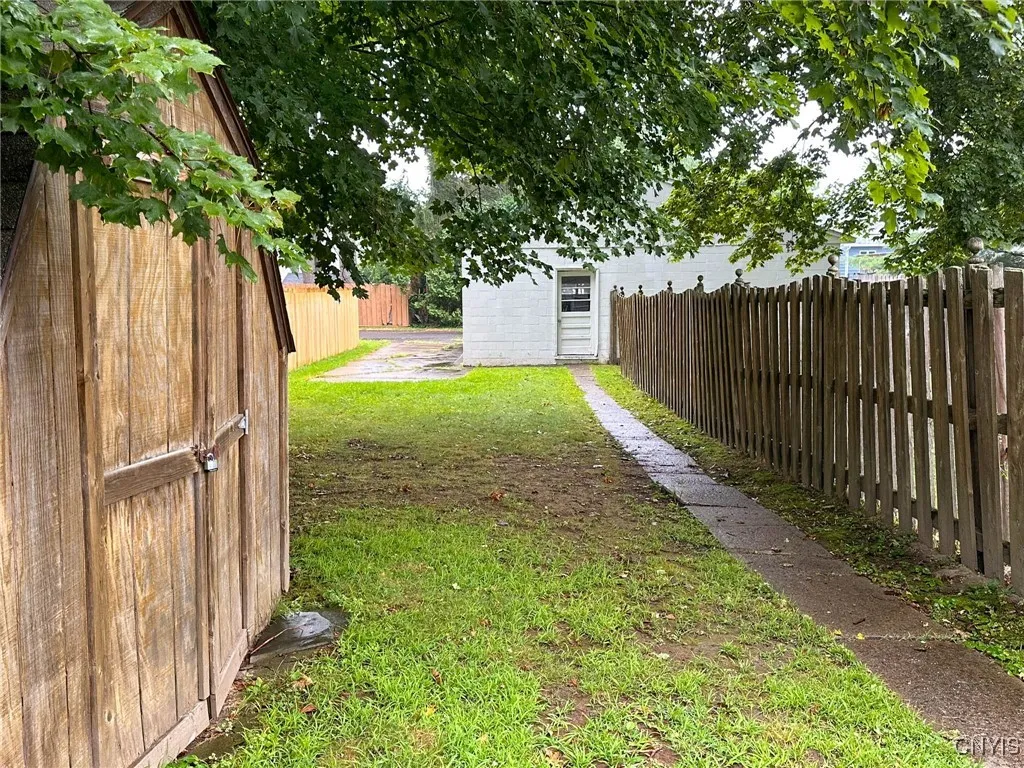 821 Floyd Avenue, Rome, New York 13440, Rome, New York 13440, 3 Bedrooms Bedrooms, 6 Rooms Rooms,1 BathroomBathrooms,Residential Lease,For Rent,821 Floyd Avenue, Rome, New York 13440,0,S1649036