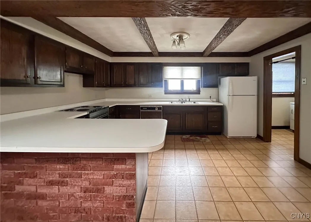 821 Floyd Avenue, Rome, New York 13440, Rome, New York 13440, 3 Bedrooms Bedrooms, 6 Rooms Rooms,1 BathroomBathrooms,Residential Lease,For Rent,821 Floyd Avenue, Rome, New York 13440,0,S1649036