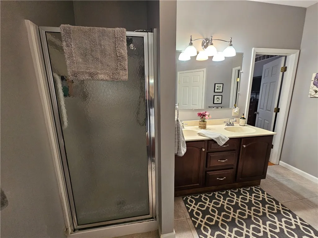 4 Carolwood Drive, Batavia City, New York 14020, Batavia City, New York 14020, 3 Bedrooms Bedrooms, 9 Rooms Rooms,2 BathroomsBathrooms,Residential,For Sale,4 Carolwood Drive, Batavia City, New York 14020,0,R1649130