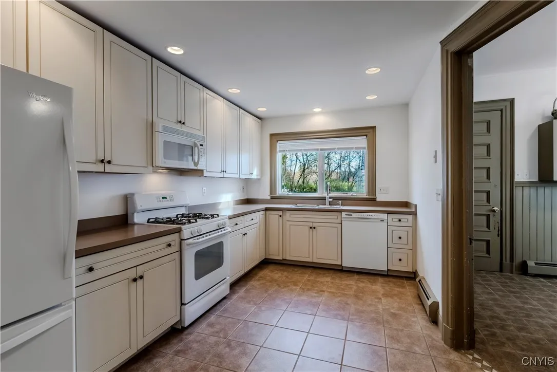 101 Sanger Avenue, Sangerfield, New York 13480, Sangerfield, New York 13480, 5 Bedrooms Bedrooms, ,2 BathroomsBathrooms,Residential,For Sale,101 Sanger Avenue, Sangerfield, New York 13480,0,S1648900