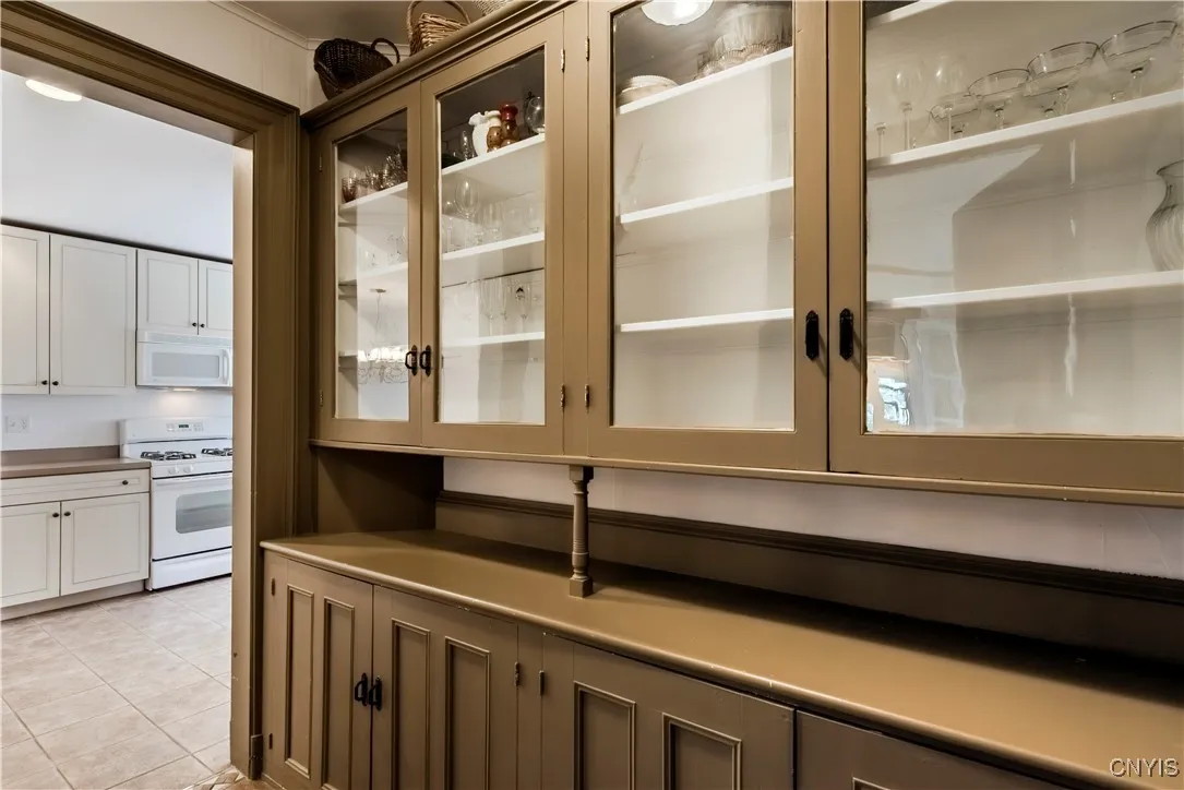 101 Sanger Avenue, Sangerfield, New York 13480, Sangerfield, New York 13480, 5 Bedrooms Bedrooms, ,2 BathroomsBathrooms,Residential,For Sale,101 Sanger Avenue, Sangerfield, New York 13480,0,S1648900