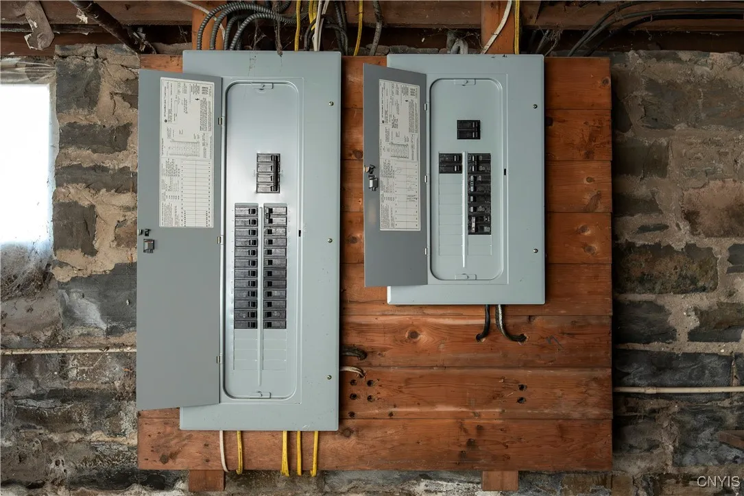 101 Sanger Avenue, Sangerfield, New York 13480, Sangerfield, New York 13480, 5 Bedrooms Bedrooms, ,2 BathroomsBathrooms,Residential,For Sale,101 Sanger Avenue, Sangerfield, New York 13480,0,S1648900