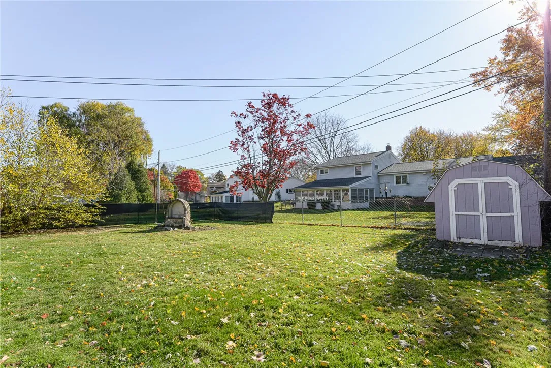 90 Mariposa Drive, Gates, New York 14624, Gates, New York 14624, 3 Bedrooms Bedrooms, 7 Rooms Rooms,2 BathroomsBathrooms,Residential,For Sale,90 Mariposa Drive, Gates, New York 14624,0,R1647695